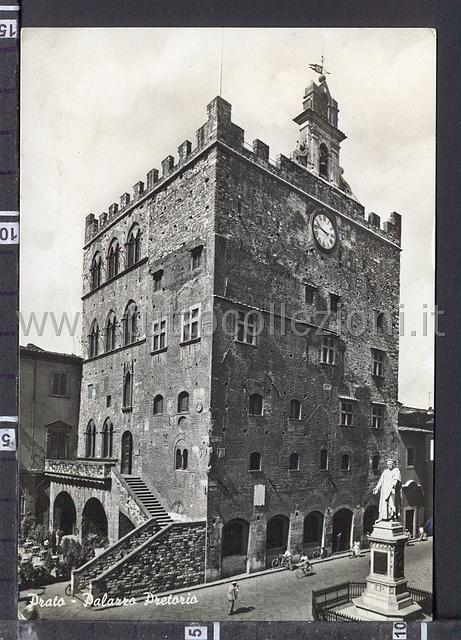 Collezionismo di cartoline postali